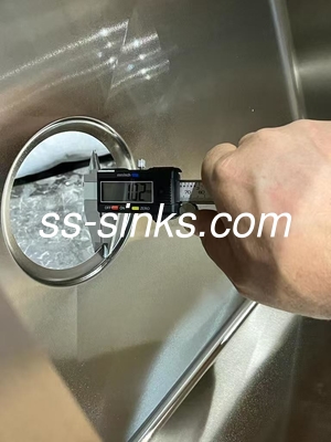 780*430mm usw. Moderne Bauweise Rechteck Küchenwaschbecken rostfrei