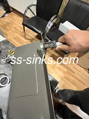 780*430mm usw. Moderne Bauweise Rechteck Küchenwaschbecken rostfrei