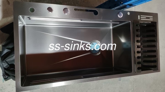 Zusammensetzung des Gerätes 18/10 Chrom/Nickel Ecke