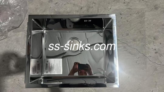 18/10 Nickel-Stahl-Material Edelstahl-Einschüsselbecken Die perfekte Ergänzung für Ihre Küche
