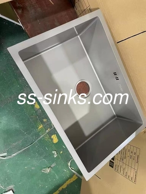 18/10 Nickel-Stahl-Material Edelstahl-Einschüsselbecken Die perfekte Ergänzung für Ihre Küche