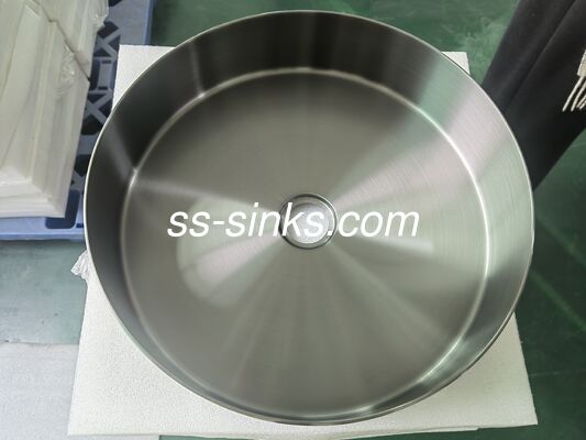 Eleganz für Langlebigkeit: Unser rundes Becken aus 3mm 304 Edelstahl